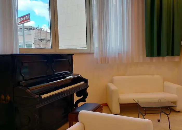 Palace Masoanri's Szálloda Reggio di Calabria